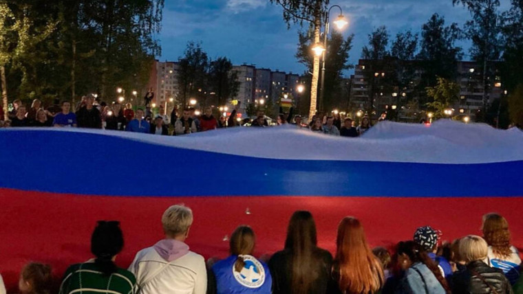 Василий Анохин поздравил жителей Смоленска и области с Днем народного единства.