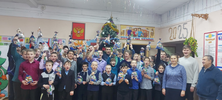 С праздником Рождества Христова!.